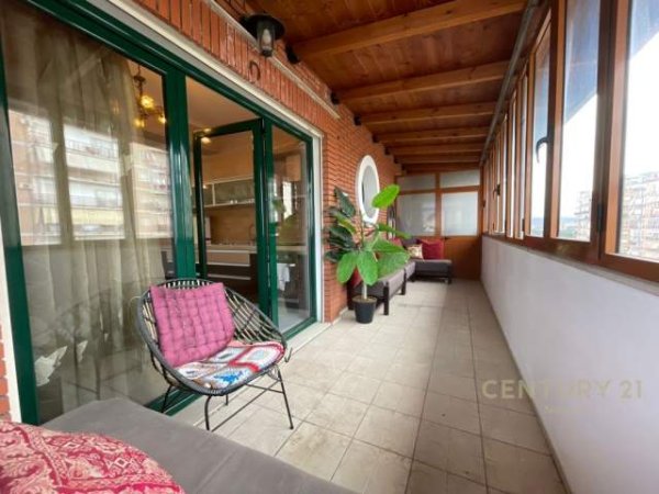Tirane, jepet me qera apartament 450 Euro (don bosko)