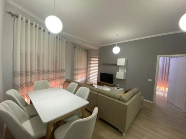 Tirane, jap me qera apartament 2+1+BLK Kati 3, 98 m² 400 EURO  (Ali Demi)