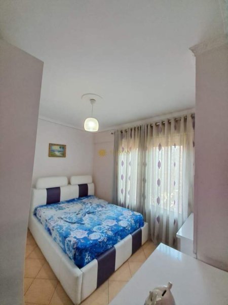 Tirane, jepet me qera apartament 2+1+BLK Kati 3, 118 m² 450 Euro