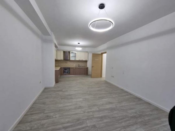 Tirane, shitet apartament 2+1+BLK Kati 8, 108 m² 110.000 Euro (ASTIR)