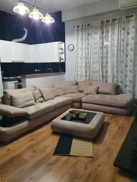 Tirane, jepet me qera apartament 2+1 Kati 2, 87 m² 150.000 € (Kodra e Diellit)