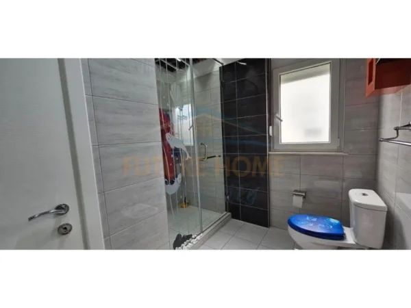 Durres, shitet apartament 2+1 Kati 3, 115 m² 250.000 € (Gjiri I Lalëzit, Durrës.)