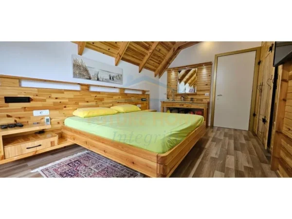 Durres, shitet apartament 2+1 Kati 3, 115 m² 250.000 € (Gjiri I Lalëzit, Durrës.)