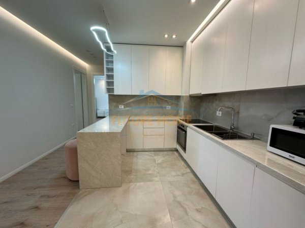 APARTAMENT 2+1 ME QERA , KOMPLEKSI DELIJORGJI