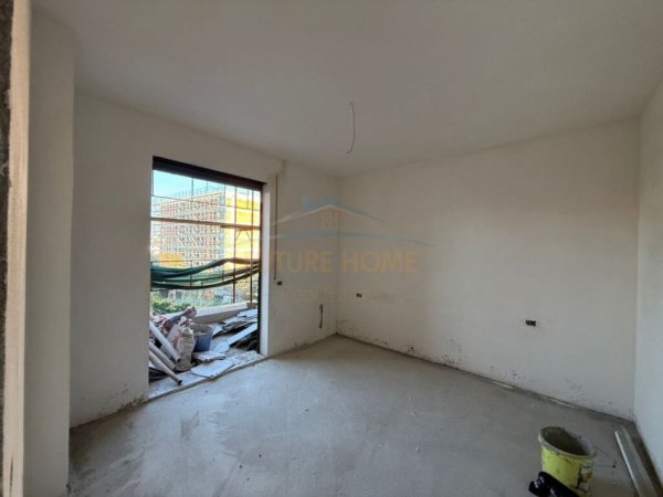 Tirane, shitet apartament 1+1+Ballkon Kati 1, 84 m² 100.380 € (Paskuqan)