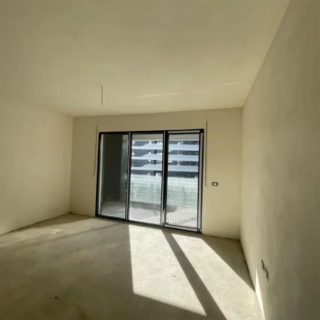 Tirane, shitet apartament 2+1+Ballkon Kati 4, 114 m² 177.500 € (Paralell Living)