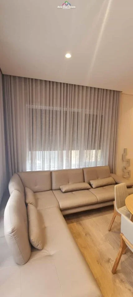 Tirane, jepet me qera apartament 1+1+Ballkon Kati 2, 110 m² 1.000 € (kodra e diellit 2)