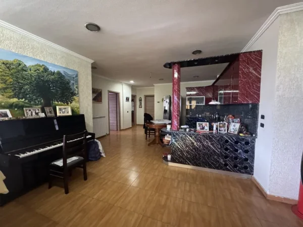 Lushnje, shes apartament+verande | Penthouse 3+1+Aneks+Ballkon Kati 9, (Bulevardi Palmave)