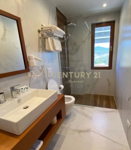 Sarande Ksamil, shitet hotel Kati 5, 865 m² 4.500.000 € (Kasmil)
