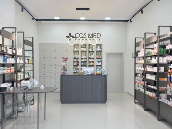 Tirane, shes Mobilim per dyqane. 5200 €