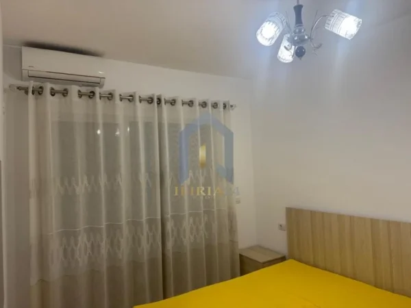 Tirane, jap me qera apartament 2+1+Ballkon Kati 2, 110 m² 600 € (Don Bosko)