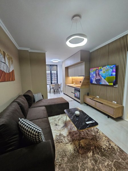 Tirane, jepet me qera apartament 1+1 Kati 8, 65 m² 480 € (Rruga 5 Maji)