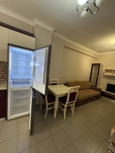 Tirane, jepet me qera apartament 2+1+Ballkon Kati 5, 95 m² 400 € (Astir)