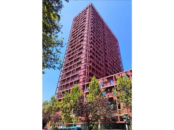 Tirane, shes apartament 2+1+Ballkon Kati 3, 115 m² 265.000 € (rruga kavajes)