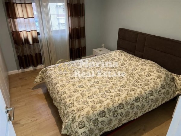 Tirane, jepet me qera apartament 1+1 Kati 4, 67 m² 550 € (21 Dhjetori)
