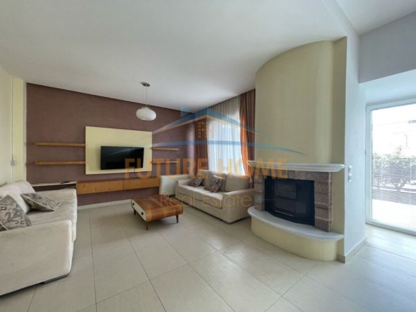 Tirane, jepet me qera Vile 3+1+Ballkon Kati 0, 322 m² 2.200 € (LUNDER-TEG)
