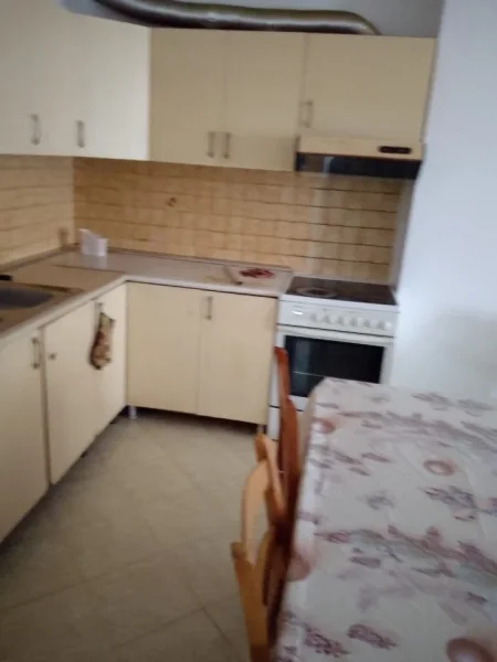 Tirane, jepet me qera apartament 2+1 Kati 5, 90 m² 400 € (5 maji)