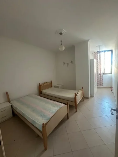 Tirane, shitet apartament 2+1+Ballkon Kati 7, 112 m² 150.000 € (Rruga Elbasanit)