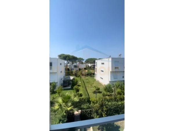 Durres, shitet apartament 2+1+Ballkon Kati 1, 100 m² 305.000 € 
