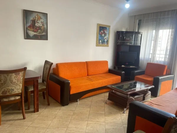 Tirane, shitet apartament 1+1+Ballkon Kati 4, 72 m² 94.900 € (Astir)