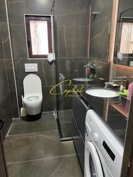 Tirane, jepet me qera apartament 1+1 Kati 4, 67 m² 550 € (21 DHJETORI)