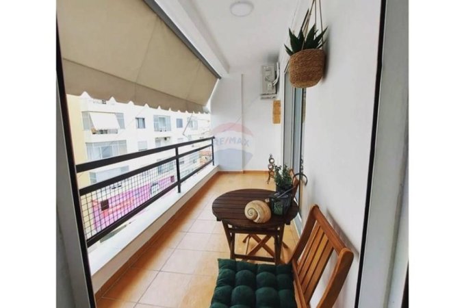 Tirane, jap me qera apartament 1+1+Ballkon Kati 5, 77 m² 650 € 