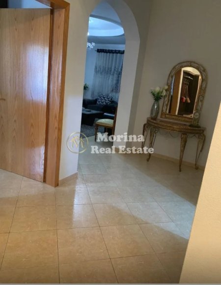 Tirane, jepet me qera shtepi 2+1 Kati 2, 110 m² 450 € (Rruga Elbasanit/ Akademia e Policise)
