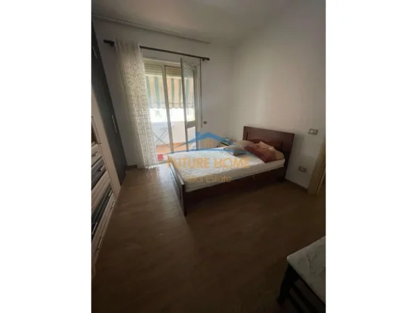 APARTAMENT 2+1 ME QERA , PRANE DELIJORGJIT , RRUGA KAVAJES