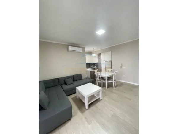 APARTAMENT 1+1 ME QERA NE BLLOK