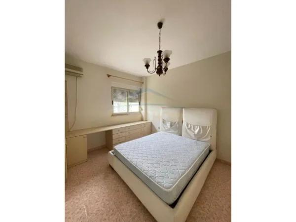 APARTAMENT 1+1 ME QERA NE BLLOK