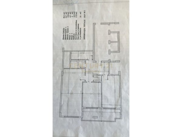 Tirane, shes apartament 2+1+Aneks+Ballkon Kati 6, 133 m² 310.000 € (Komuna e Parisit)