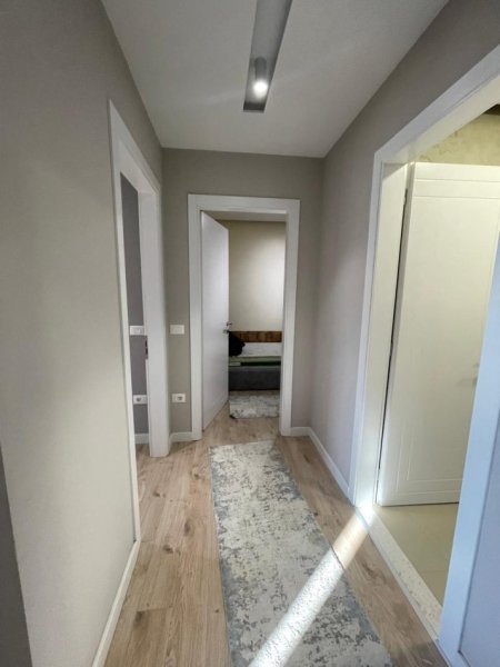 Tirane, jepet me qera apartament 2+1+Ballkon Kati 5, 90 m² 550 € (ASTIR)