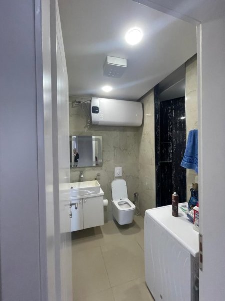 Tirane, jepet me qera apartament 2+1+Ballkon Kati 5, 90 m² 550 € (ASTIR)