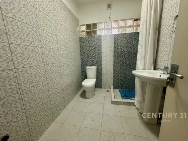 Tirane, shitet apartament 3+1+Aneks+Ballkon , 126 m² 250.000 € (Margarita Tutulani)