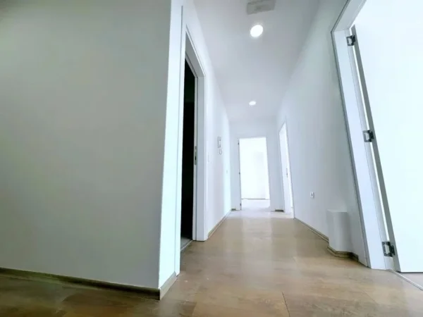 Tirane, shitet apartament 2+1 , 114 m² 268.000 € (Kika 2)