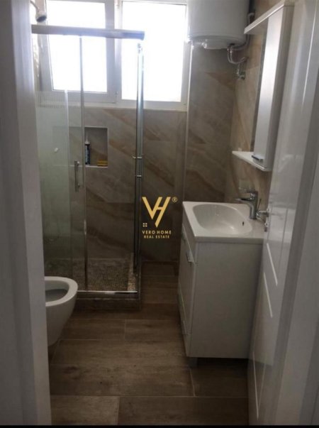 Tirane, jepet me qera apartament 1+1+Aneks+Ballkon Kati 4, 72 m² 500 € (LIQENI I THATE)