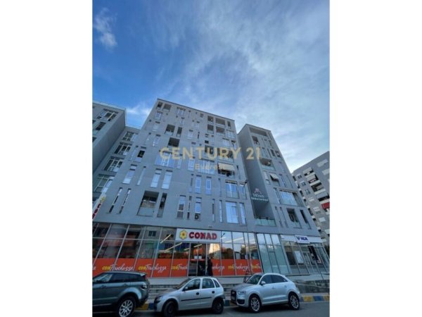Tirane, jepet me qera zyre Kati 2, 110 m² 1.200 € (Kika 2)