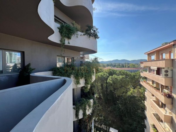 Tirane, shitet apartament 1+1+Ballkon Kati 10, 113 m² 450.000 € (LION PARK 1 RRUGA E ELBASANIT)