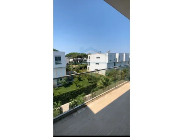 Durres, shitet apartament 1+1+Ballkon Kati 2, 73 m² 205.000 € (SAN PIETRO GJIRI LALZIT)