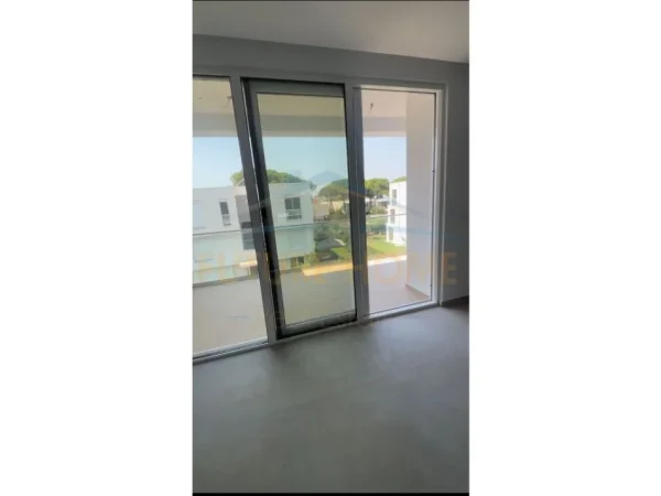 Durres, shitet apartament 1+1+Ballkon Kati 2, 73 m² 205.000 € (SAN PIETRO GJIRI LALZIT)