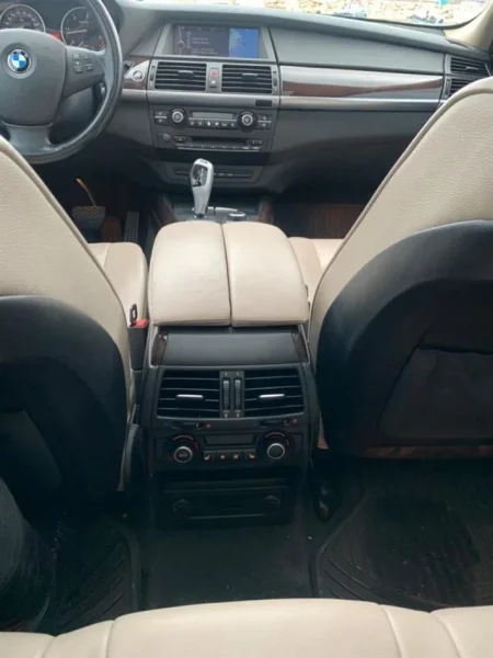 Tirane, shes SUV | Fuoristrad | Xhip *OKAZION* BMW X5 E70 2013 Nafte, gri e erret automatik Klima 11.000 €