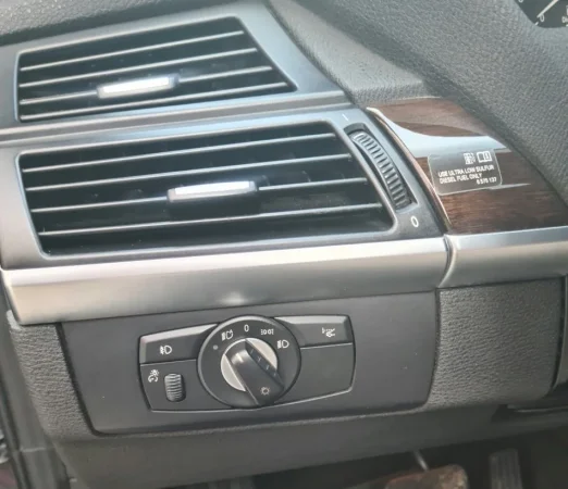 Tirane, shes SUV | Fuoristrad | Xhip *OKAZION* BMW X5 E70 2013 Nafte, gri e erret automatik Klima 11.000 €