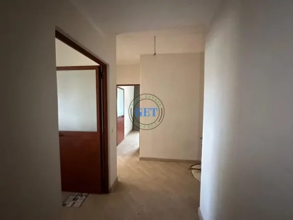 Durres, shitet apartament 2+1+Ballkon Kati 3, 73 m² 70.000 € (Qerret, Durres)