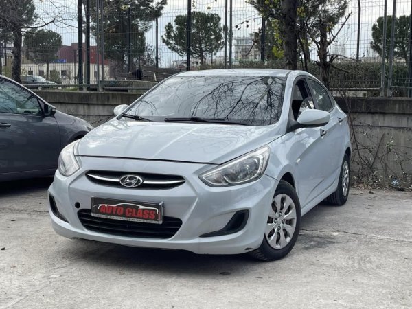 Tirane, shes makine HYUNDAI ACCENT Nafte, blu e hapur automatik Klima 184.000 km 5.790 €