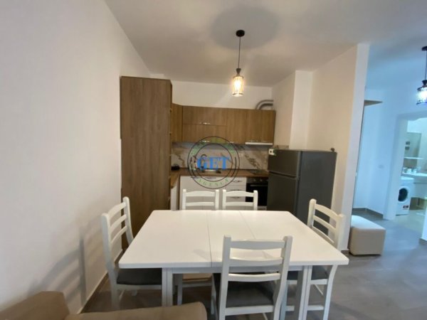 Durres, jepet me qera apartament 1+1+Ballkon Kati 5, 60 m² 500 € 