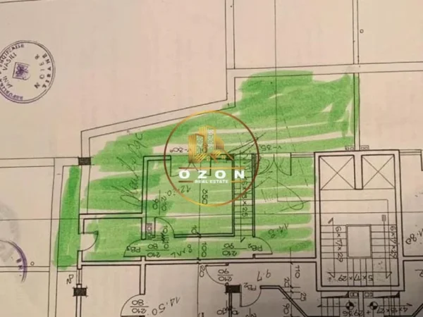 Tirane, shitet apartament duplex 3+1+Ballkon Kati 7, 309 m² 550.000 € (blloku)