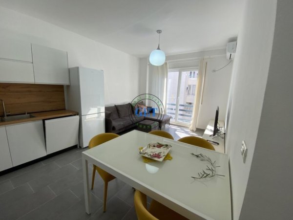 Durres, jepet me qera apartament 2+1 Kati 2, 75 m² 450 € (Plazh, Iliria)