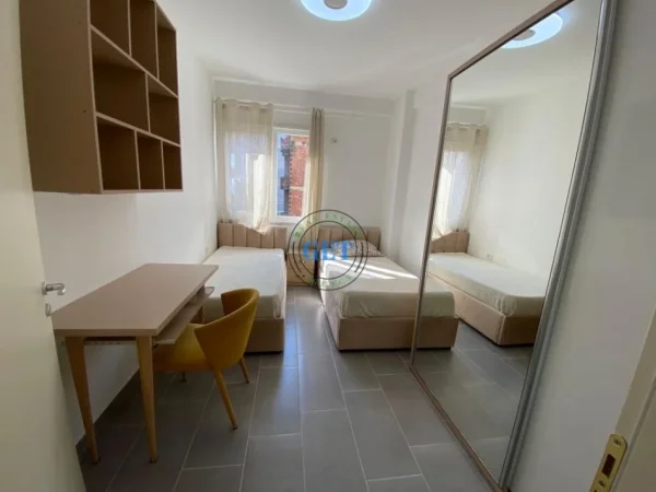 Durres, jepet me qera apartament 2+1 Kati 2, 75 m² 450 € (Plazh, Iliria)