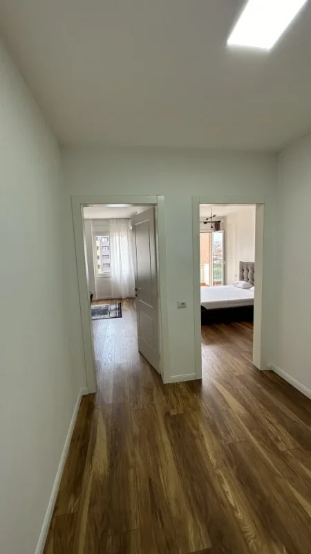 Tirane, jap me qera apartament 1+1 Kati 5, 65 m² 500 € (Kompleksi Green City / Sima Com / Unaza e Re)