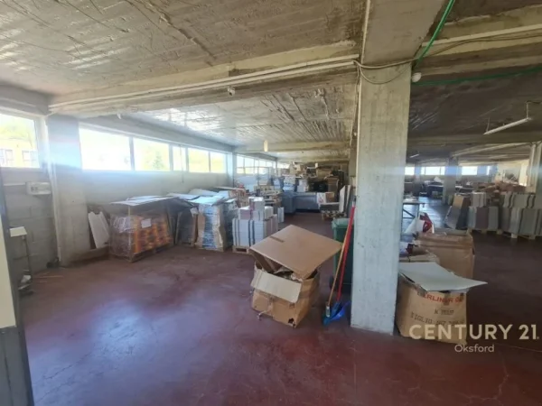 Tirane, shes , 1.472 m² 1.000.000 € (PRUSH)